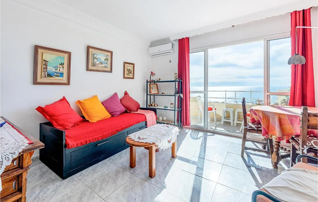 1 Bedroom Stunning Apartment In 토레몰리노스