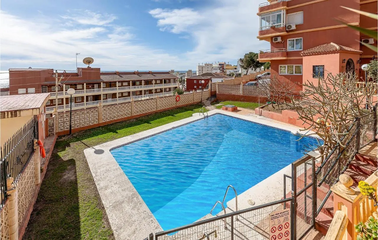 1 Bedroom Stunning Apartment In 토레몰리노스