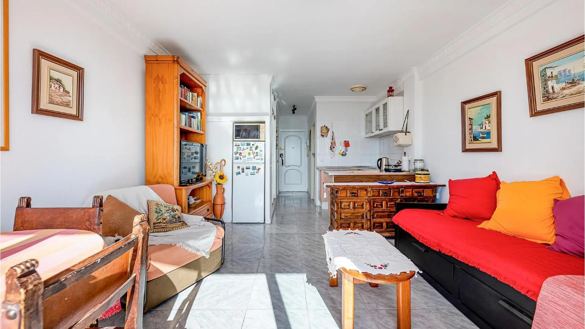 1 Bedroom Stunning Apartment In 토레몰리노스