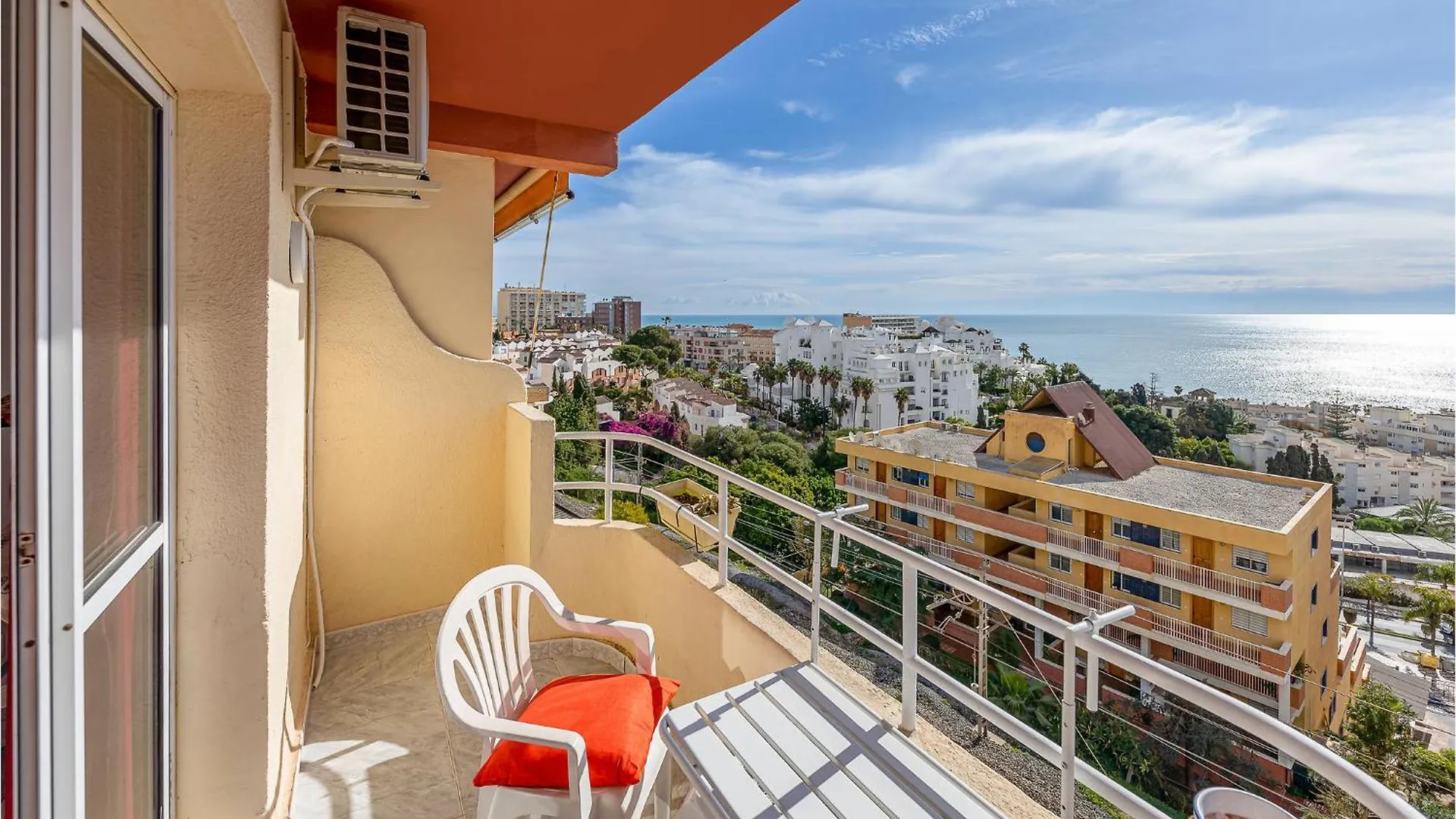 1 Bedroom Stunning Apartment In Torremolinos