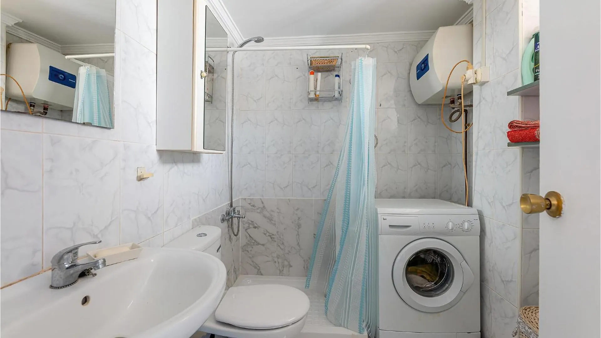 1 Bedroom Stunning Apartment In Torremolinos Spain